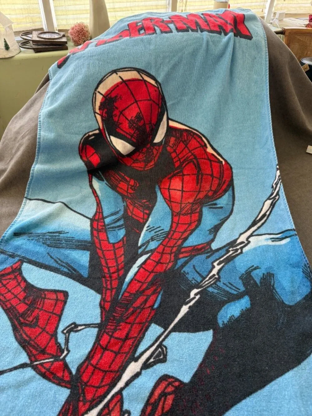 Marvel Spider-Man Cotton Beach Towel Red & Blue Web-Slinger Design 28